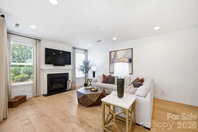 6008 Corbin Woods Court, Charlotte, NC 28226