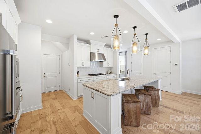6008 Corbin Woods Court, Charlotte, NC 28226