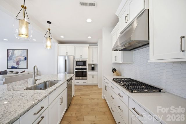 6008 Corbin Woods Court, Charlotte, NC 28226