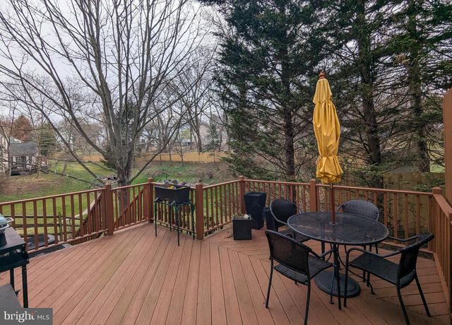 1111 BRIANS WAY, Wayne, PA 19087