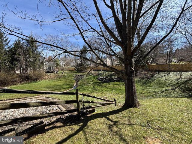 1111 BRIANS WAY, Wayne, PA 19087