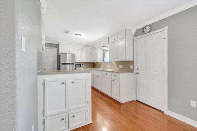 2224 Pearland Avenue, Pearland, TX 77581