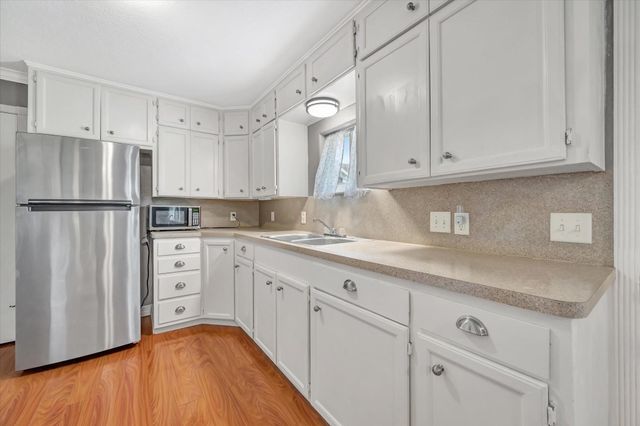 2224 Pearland Avenue, Pearland, TX 77581