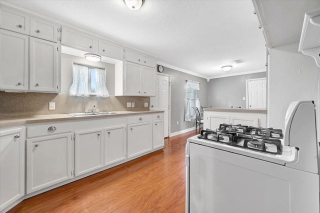 2224 Pearland Avenue, Pearland, TX 77581