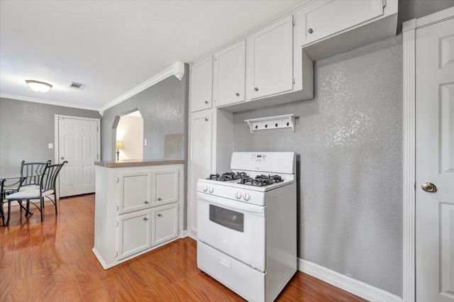 2224 Pearland Avenue, Pearland, TX 77581