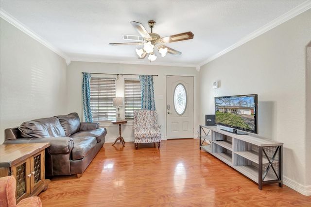 2224 Pearland Avenue, Pearland, TX 77581