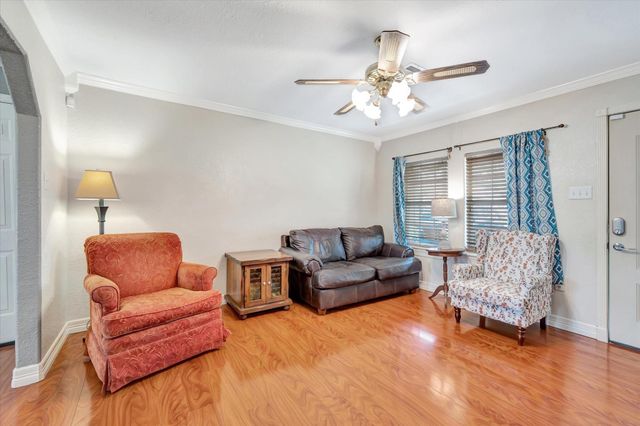 2224 Pearland Avenue, Pearland, TX 77581