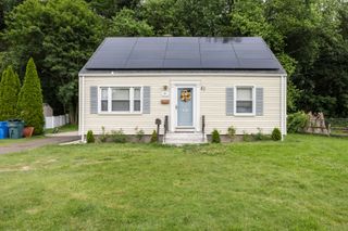 77 Blue Hills Avenue, Hamden, CT 06514