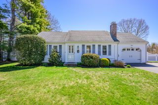 136 Sheaffer Road, Centerville, MA 02632