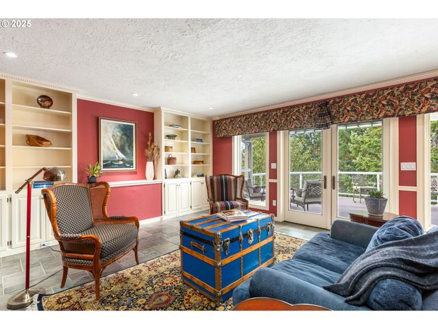 9676 Se CHULA VISTA Ct, Happy Valley, OR 97086