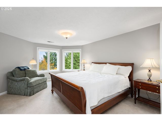 9676 Se CHULA VISTA Ct, Happy Valley, OR 97086