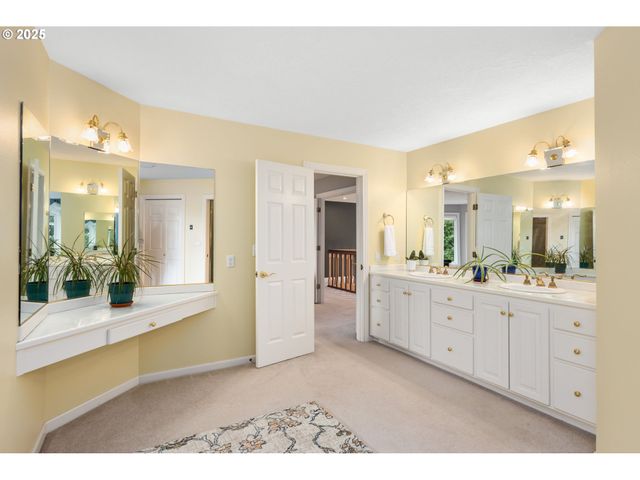 9676 Se CHULA VISTA Ct, Happy Valley, OR 97086