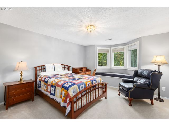 9676 Se CHULA VISTA Ct, Happy Valley, OR 97086