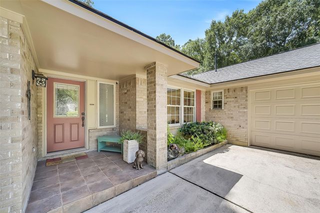 35 Blush Hill Drive, Conroe, TX 77304