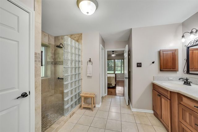 35 Blush Hill Drive, Conroe, TX 77304