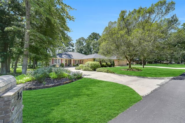 35 Blush Hill Drive, Conroe, TX 77304