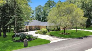 35 Blush Hill Drive, Conroe, TX 77304