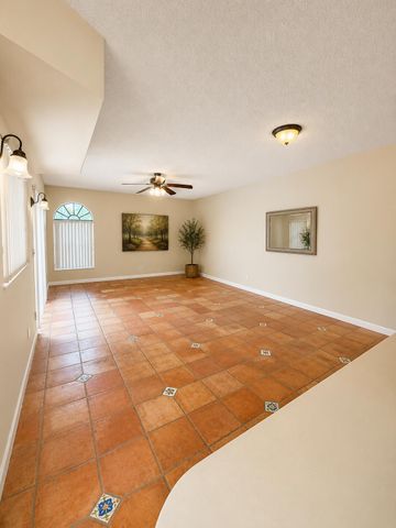 3725 VILLAGE Drive D, Delray Beach, FL 33445
