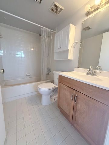 3725 VILLAGE Drive D, Delray Beach, FL 33445