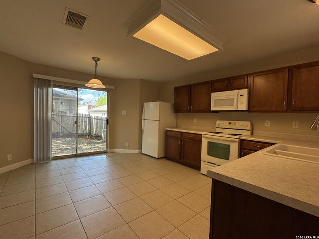 861 Barrel Pt, San Antonio, TX 78251