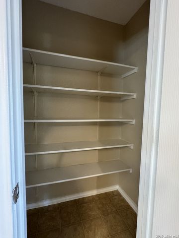 861 Barrel Pt, San Antonio, TX 78251