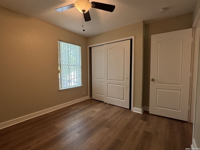 861 Barrel Pt, San Antonio, TX 78251