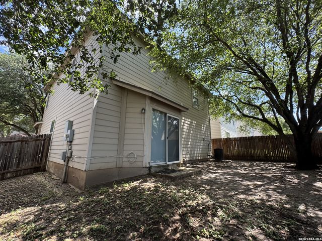 861 Barrel Pt, San Antonio, TX 78251