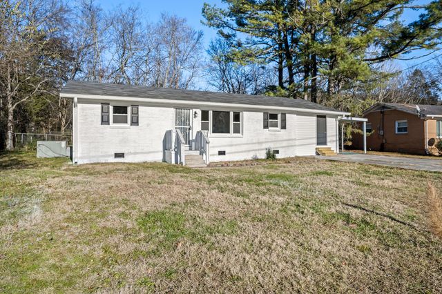 130 Meadowbrook Dr, Woodbury, TN 37190