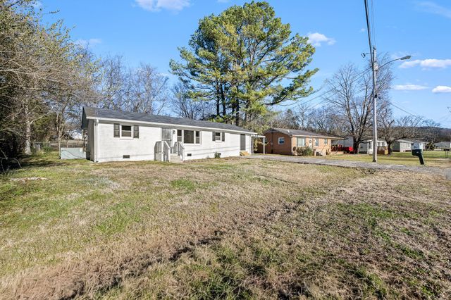 130 Meadowbrook Dr, Woodbury, TN 37190