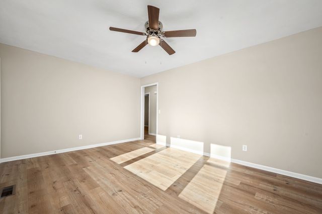 130 Meadowbrook Dr, Woodbury, TN 37190