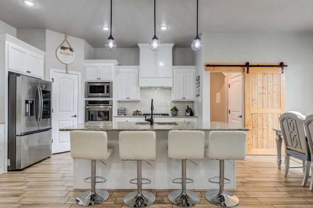 9608 Justice Avenue, Lubbock, TX 79424