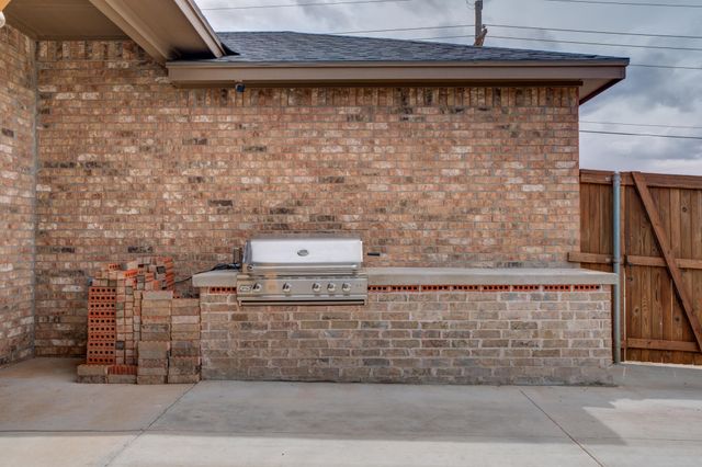 9608 Justice Avenue, Lubbock, TX 79424