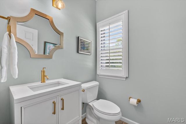 10 Arbor Road, Olivette, MO 63132