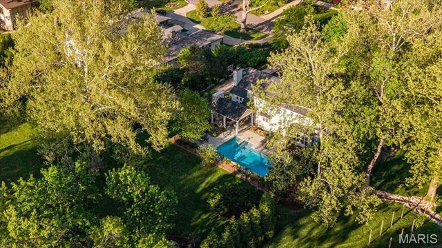 10 Arbor Road, Olivette, MO 63132
