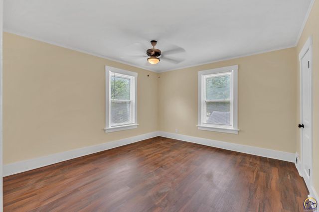 1631 SW Western AVE, Topeka, KS 66604