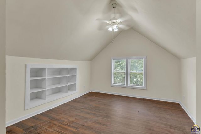 1631 SW Western AVE, Topeka, KS 66604