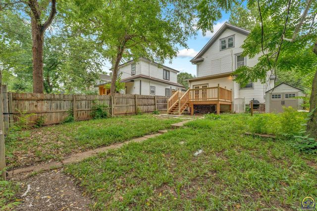 1631 SW Western AVE, Topeka, KS 66604