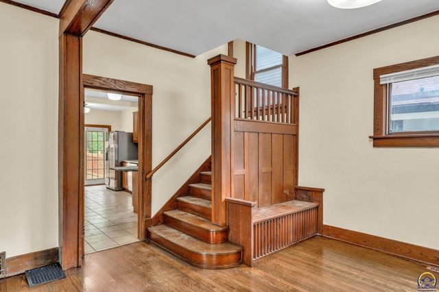 1631 SW Western AVE, Topeka, KS 66604