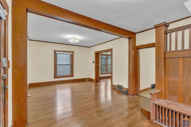 1631 SW Western AVE, Topeka, KS 66604