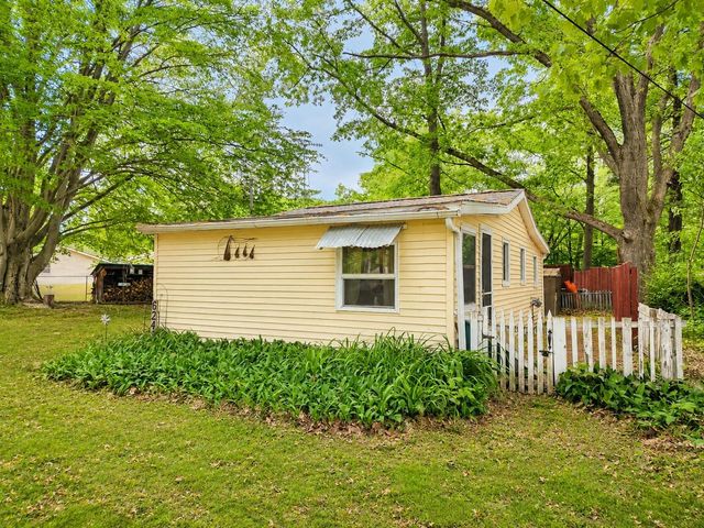 6242 Beech Drive, Lake, MI 48632