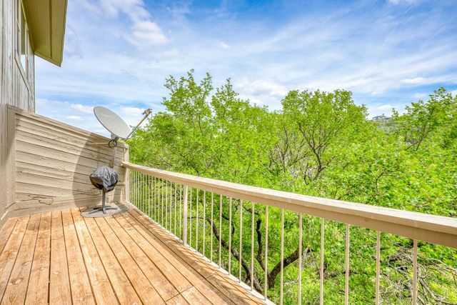 801 Grassy Knoll B, Horseshoe Bay, TX 78657