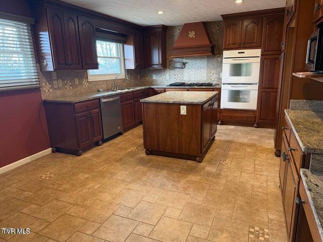 435 Matson Road, Jonesborough, TN 37659