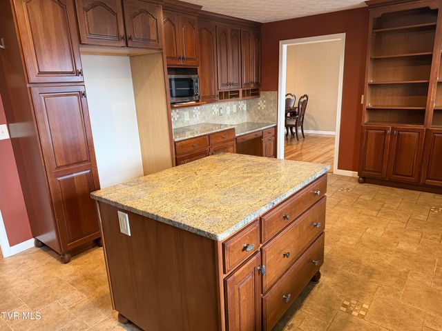 435 Matson Road, Jonesborough, TN 37659