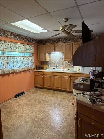 25 C Street, Niagara Falls, NY 14303