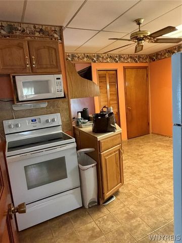 25 C Street, Niagara Falls, NY 14303
