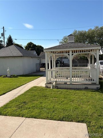 25 C Street, Niagara Falls, NY 14303