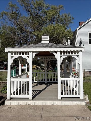 25 C Street, Niagara Falls, NY 14303