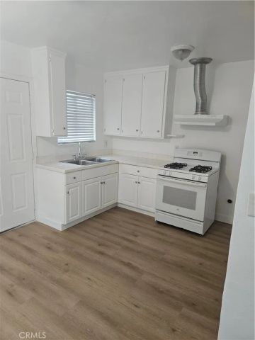 1814 W HOUSTON Avenue, Fullerton, CA 92833