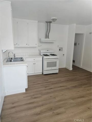 1814 W HOUSTON Avenue, Fullerton, CA 92833