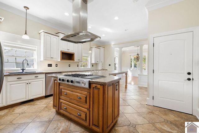 3250 Madison Street, Paducah, KY 42001